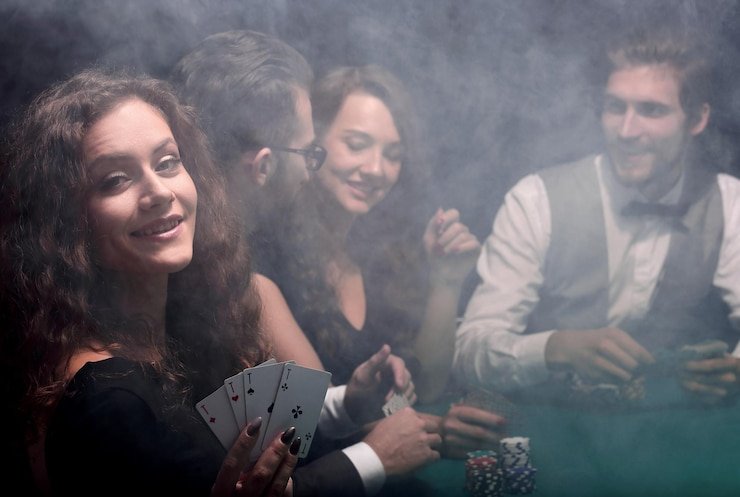 Tampilan permainan Over Under sumseltoto dengan dealer live, meja kartu, dan opsi Over/Under